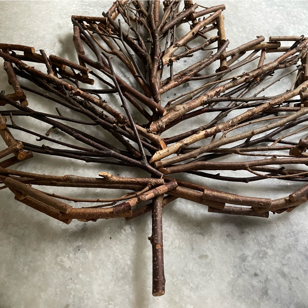 Twig Maple Leaf Wall Hanging - Picture 4 of 8